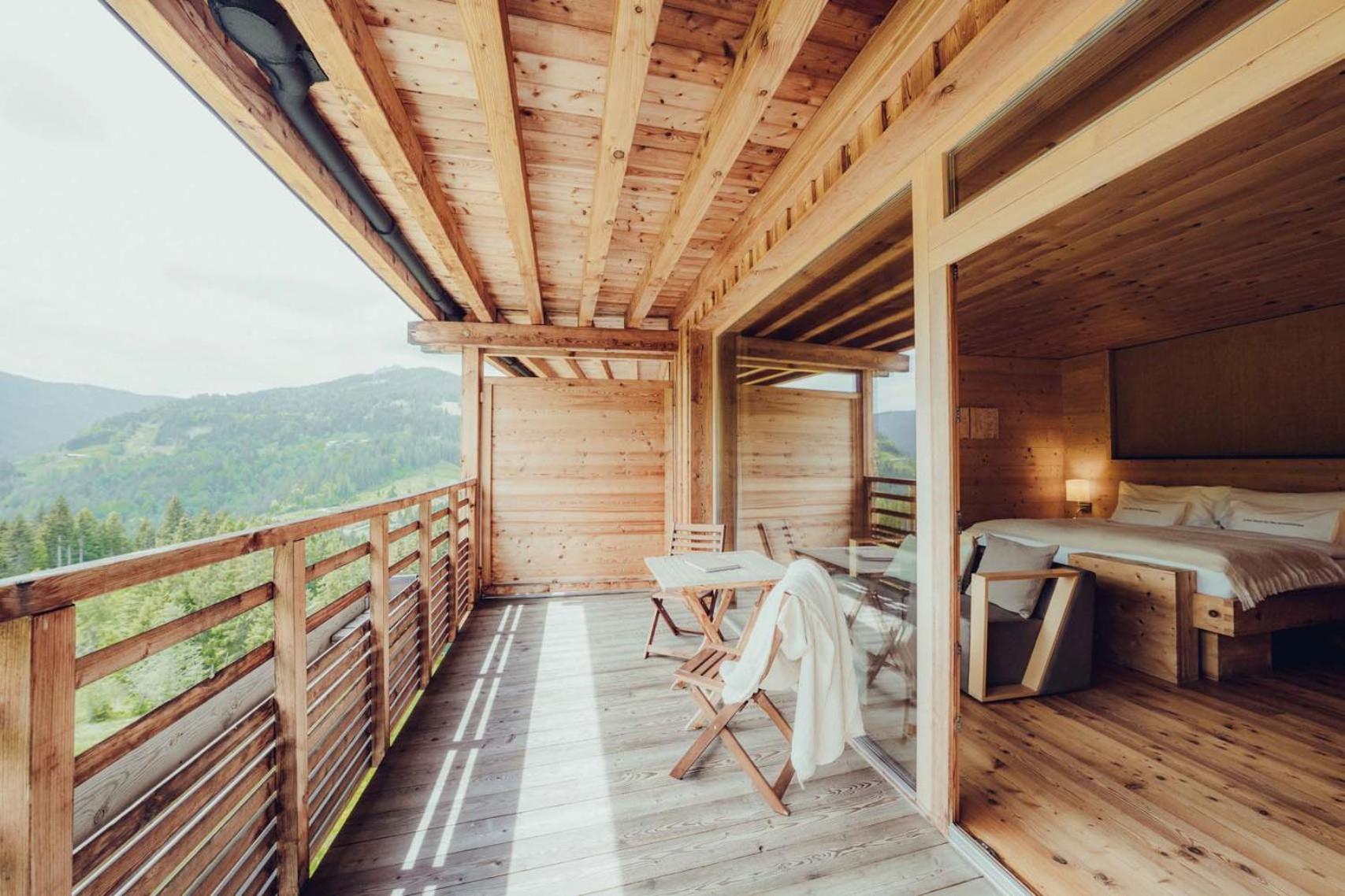 Holzhotel Forsthofalm ลีโอกัง ภายนอก รูปภาพ